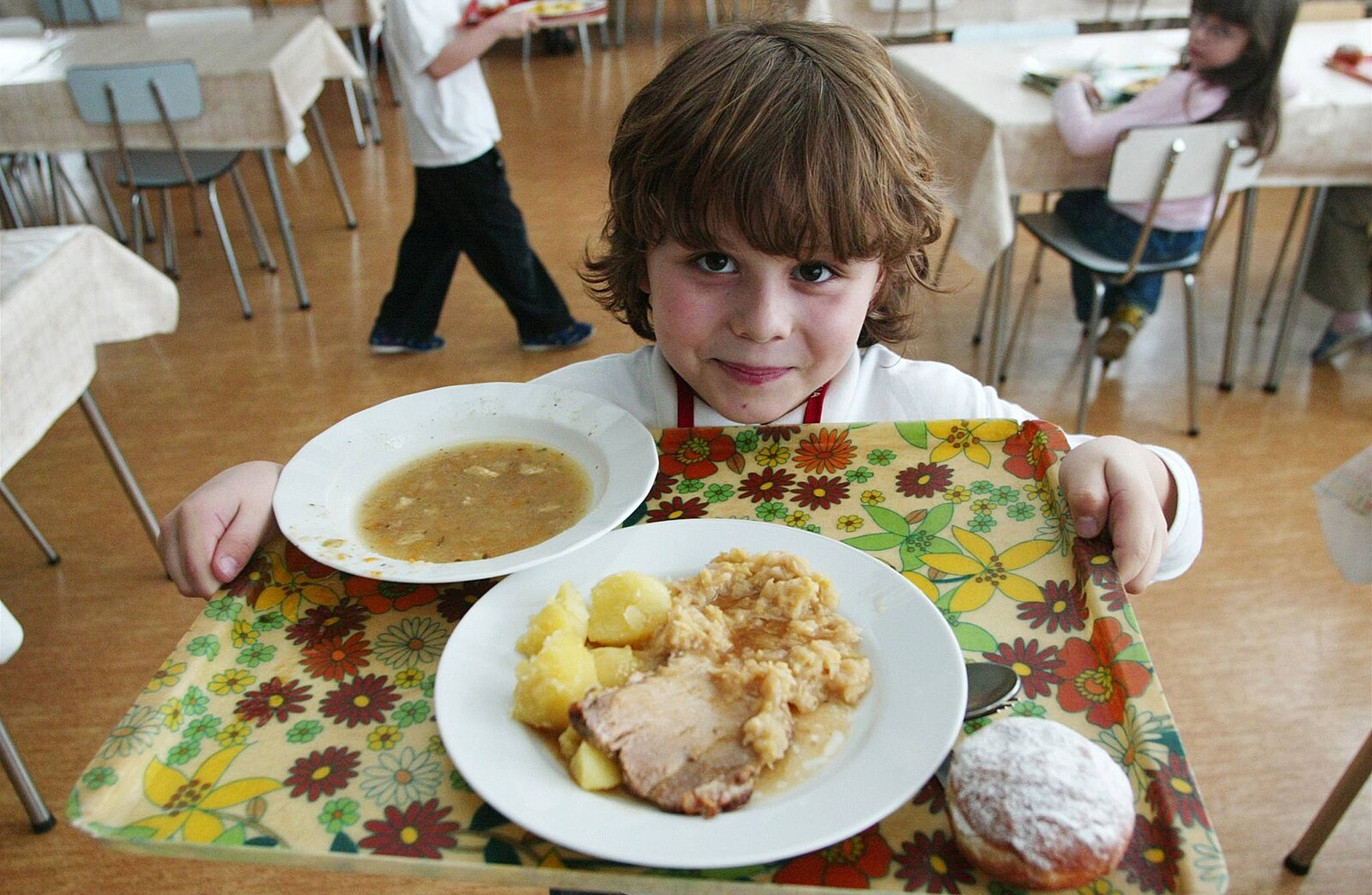 Kraj přispěje na projekt Obědy do škol více než milion korun